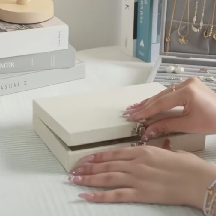 Small Leather Earring Organizer Boxes – Bridesmaid Proposal Holiday Gift